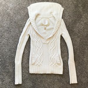 American Eagle cream cable knit sweater